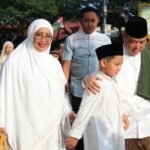 Gubernur Kalbar Gelar Saprahan Bersama Warga di Pendopo